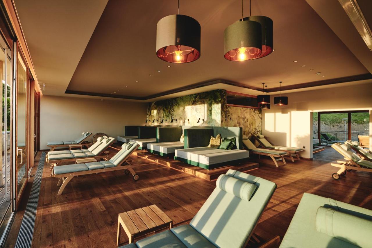 Landgut Am Poessnitzberg Hotel Leutschach Bagian luar foto