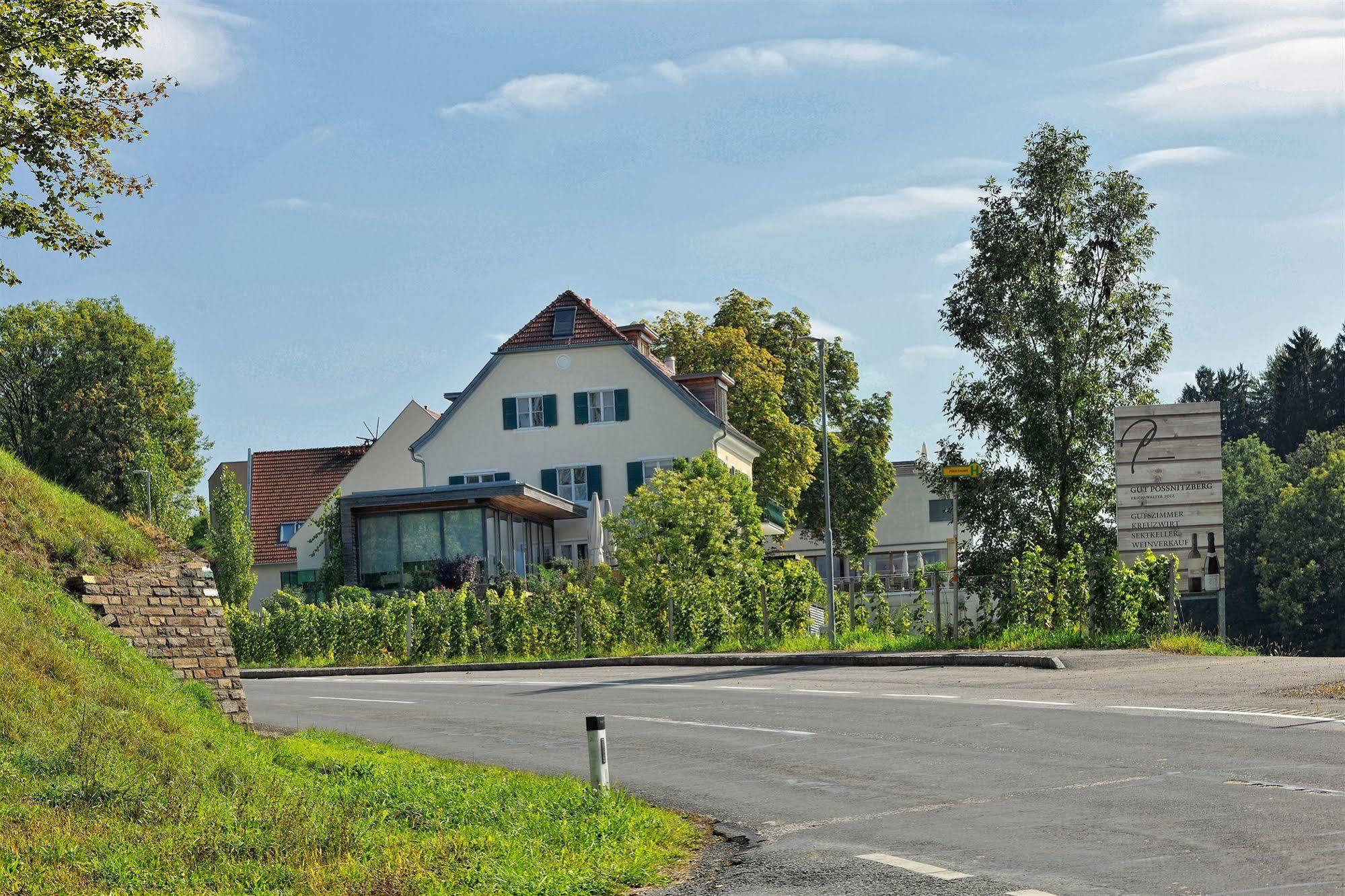 Landgut Am Poessnitzberg Hotel Leutschach Bagian luar foto
